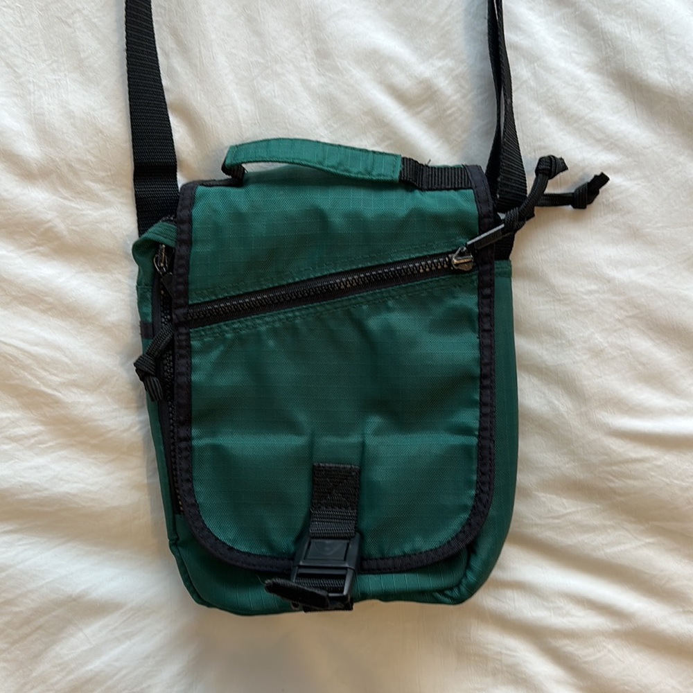 Eddie Bauer Green Shoulder Bag